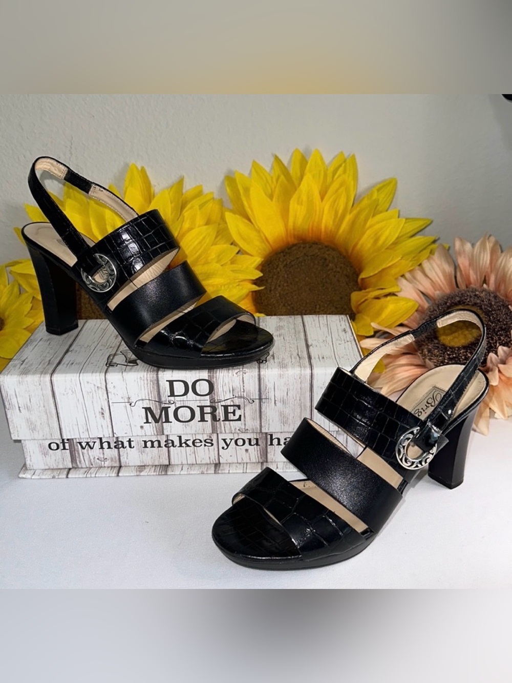 Brighton black leather croc embossed heels - Villa